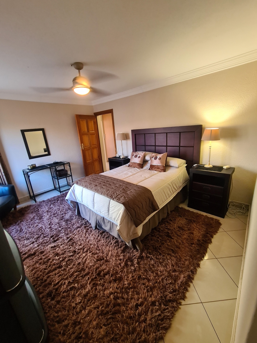5 Bedroom Property for Sale in Maraldi Estate Free State